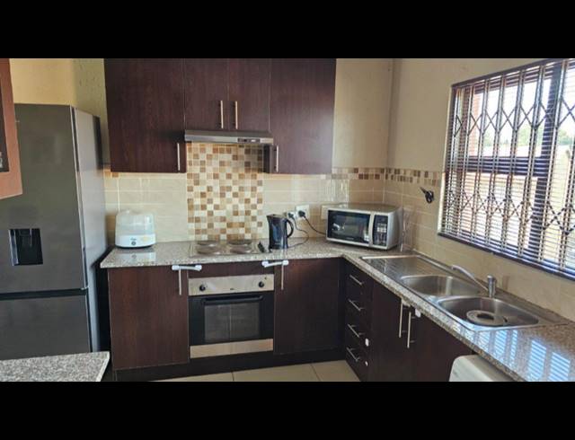 2 BEDROOM APARTMENT FOR SALE IN BRACKENDOWNS